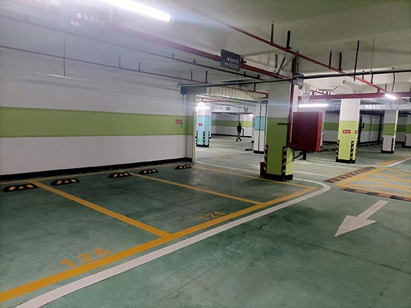 明山小区划线